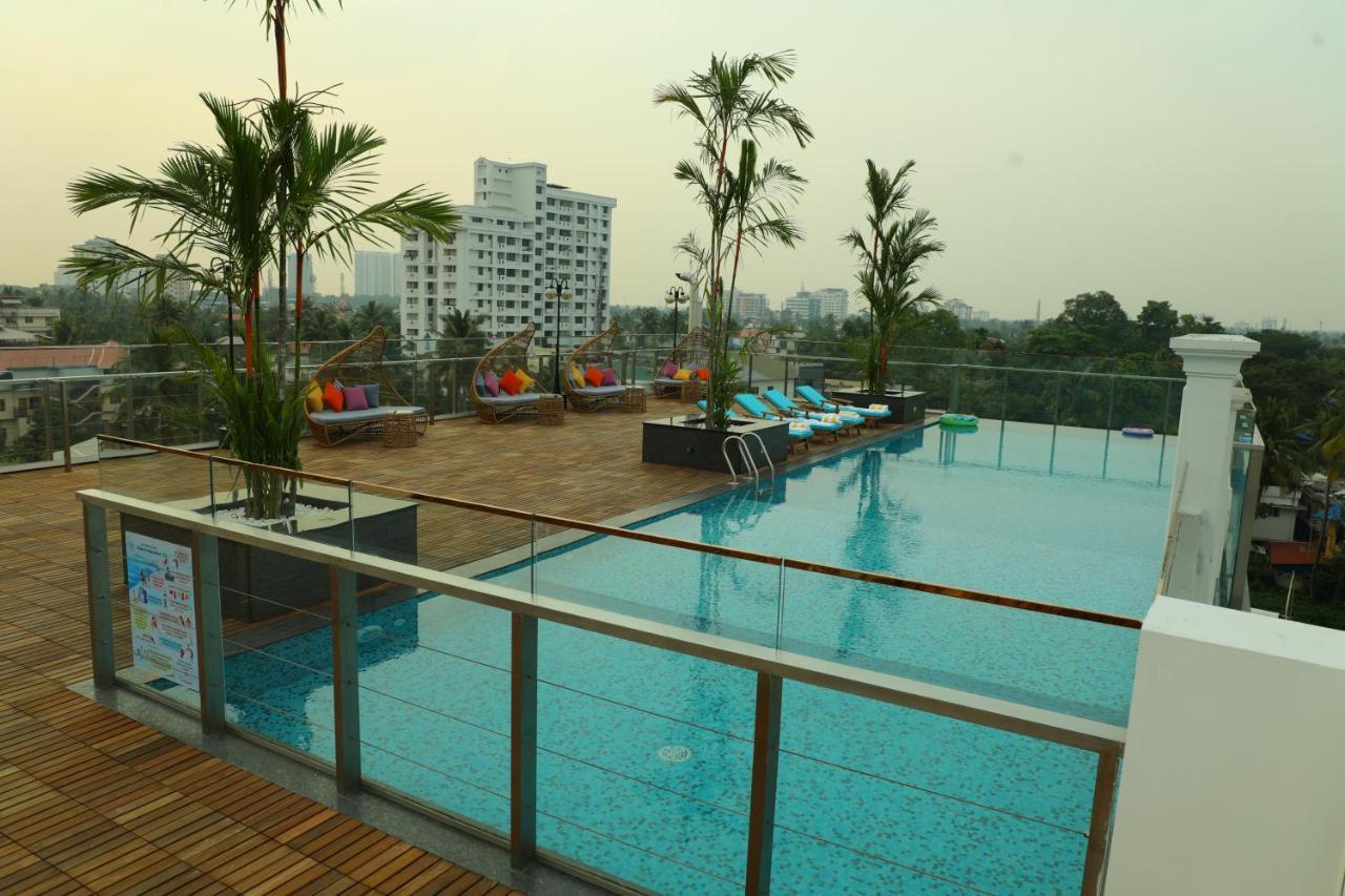 Coral Isle Hotel Kochi Luaran gambar